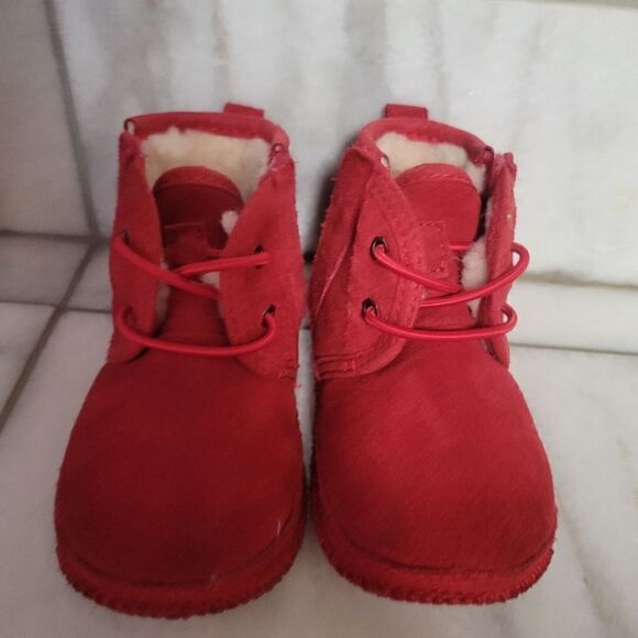 Ugg Australia Kids Red Mid Faux Fur Lace Up Ankle Winter & Snow Boots Size 04/05 - Picture 1 of 6